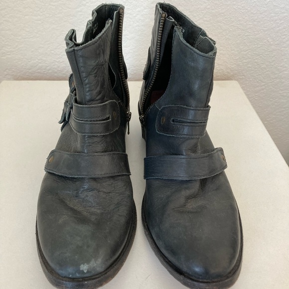 H by Hudson black booties - Picture 4 of 5